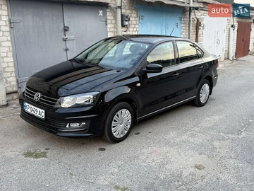 Авто Volkswagen Polo 2015 № 8054830