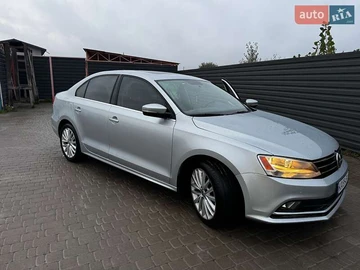 Авто Volkswagen Jetta 2015 № 8054841