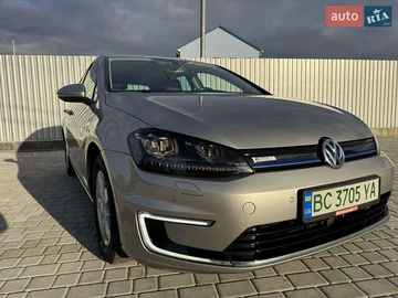 Авто Volkswagen E-Golf 2016 № 8054855