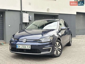 Авто Volkswagen E-Golf 2017 № 8054877