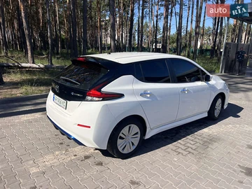 Авто Nissan Leaf 2021 № 8054886