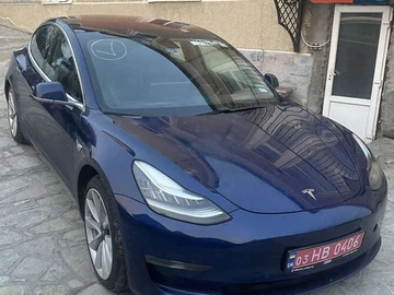 Авто Tesla Model 3 2018 № 8055054