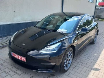 Авто Tesla Model 3 2019 № 8055072