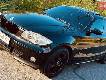 Авто BMW 1 Series 2006 № 8055125
