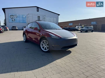 Авто Tesla Model Y 2021 № 8055139