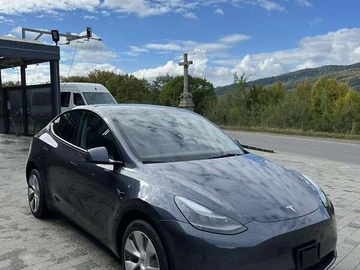 Авто Tesla Model Y 2023 № 8055140