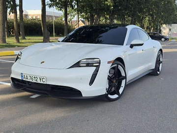 Авто Porsche Taycan 2022 № 8055145