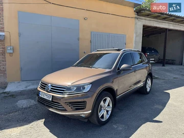 Авто Volkswagen Touareg 2013 № 8055637