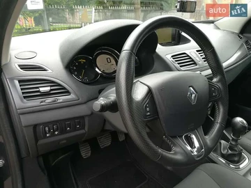 Авто Renault Megane 2013 № 8055765