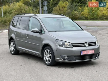 Авто Volkswagen Touran 2010 № 8055772