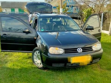 Авто Volkswagen Golf 2004 № 8056335