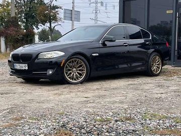 Авто BMW 5 Series 2012 № 8056515