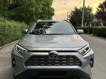 Авто Toyota Rav4 2021 № 8056678