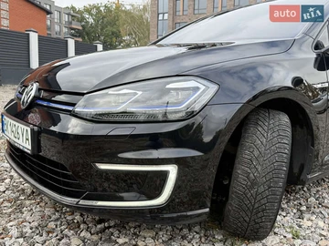 Авто Volkswagen E-Golf 2018 № 8056831