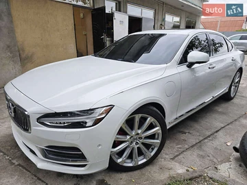 Авто Volvo S90 2017 № 8057071