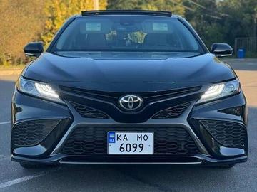 Авто Toyota Camry 2021 № 8057076