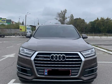 Авто Audi Q7 2017 № 8057081