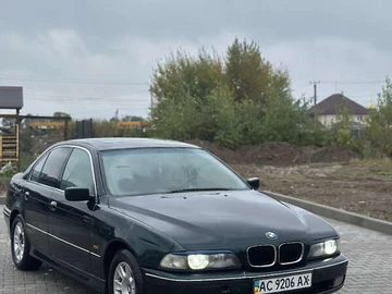 Авто BMW 5 Series 1999 № 8057158