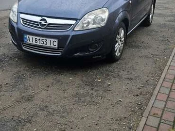 Авто Opel Zafira 2010 № 8057728
