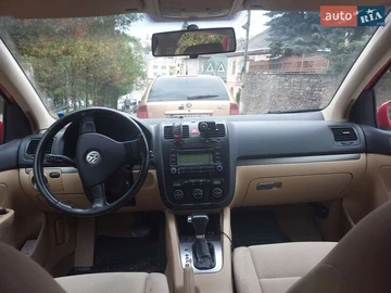 Авто Volkswagen Golf 2005 № 8057735