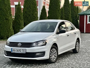 Авто Volkswagen Polo 2017 № 8057878