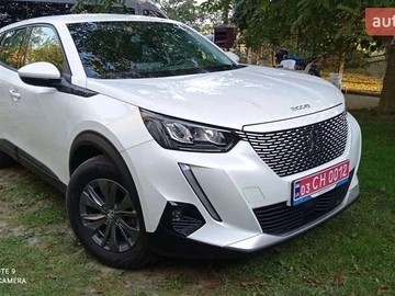 Авто Peugeot E-2008 2020 № 8057948