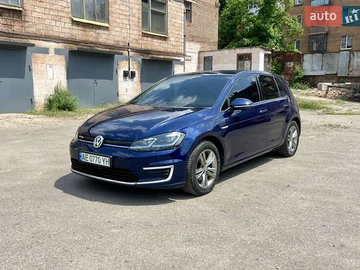 Авто Volkswagen E-Golf 2020 № 8057956