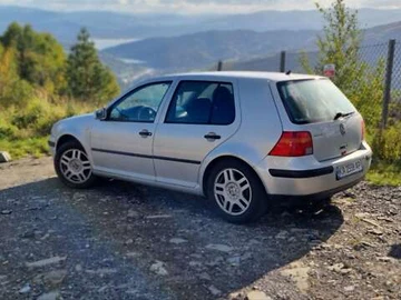 Авто Volkswagen Golf 1999 № 8058375