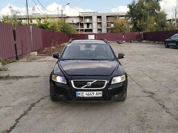 Авто Volvo V50 2009 № 8058732