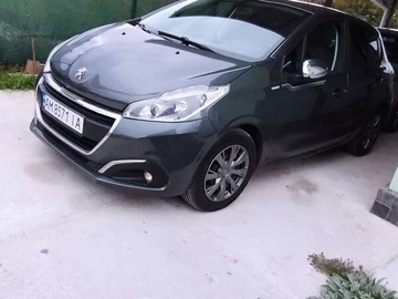 Авто Peugeot 208 2015 № 8058755