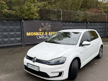 Авто Volkswagen E-Golf 2014 № 8058767
