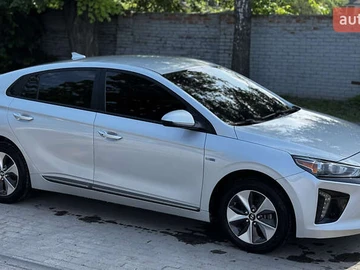 Авто Hyundai Ioniq 2017 № 8058794