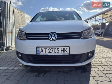 Авто Volkswagen Touran 2012 № 8058795
