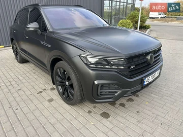 Авто Volkswagen Touareg 2019 № 8059102