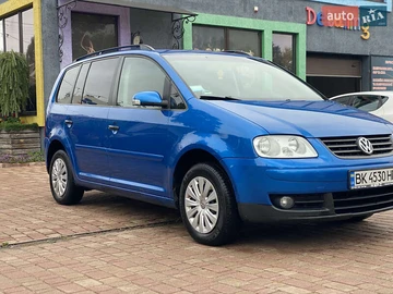 Авто Volkswagen Touran 2005 № 8059393