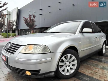 Авто Volkswagen Passat 2001 № 8059396