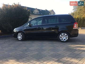 Авто Opel Zafira 2011 № 8059531