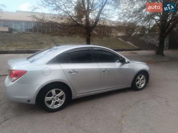 Авто Chevrolet Cruze 2014 № 8059532