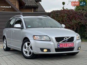 Авто Volvo V50 2012 № 8059572