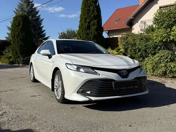 Авто Toyota Camry 2020 № 8060009