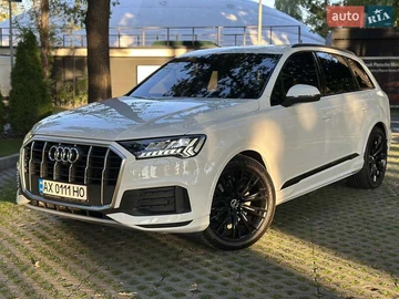 Авто Audi Q7 2023 № 8060120