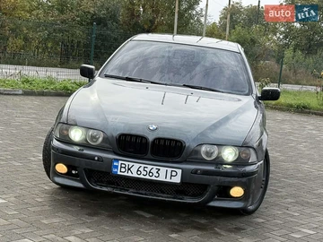 Авто BMW 5 Series 2003 № 8060146