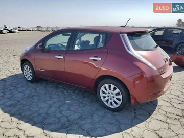 Авто Nissan Leaf 2015 № 8060240