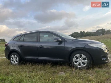 Авто Renault Megane 2010 № 8060347