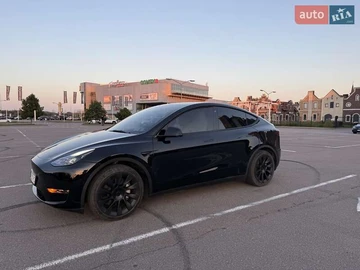 Авто Tesla Model Y 2022 № 8060433