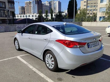 Авто Hyundai Elantra 2012 № 8060490