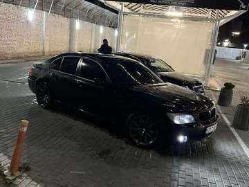 Авто BMW 7 Series 2005 № 8060552