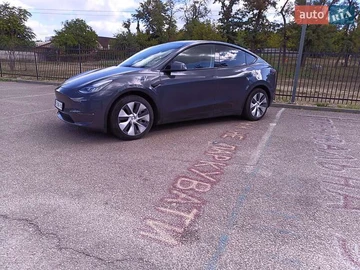 Авто Tesla Model Y 2021 № 8060970