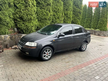 Авто Chevrolet Aveo 2005 № 8061118