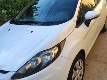 Авто Ford Fiesta 2010 № 8061132